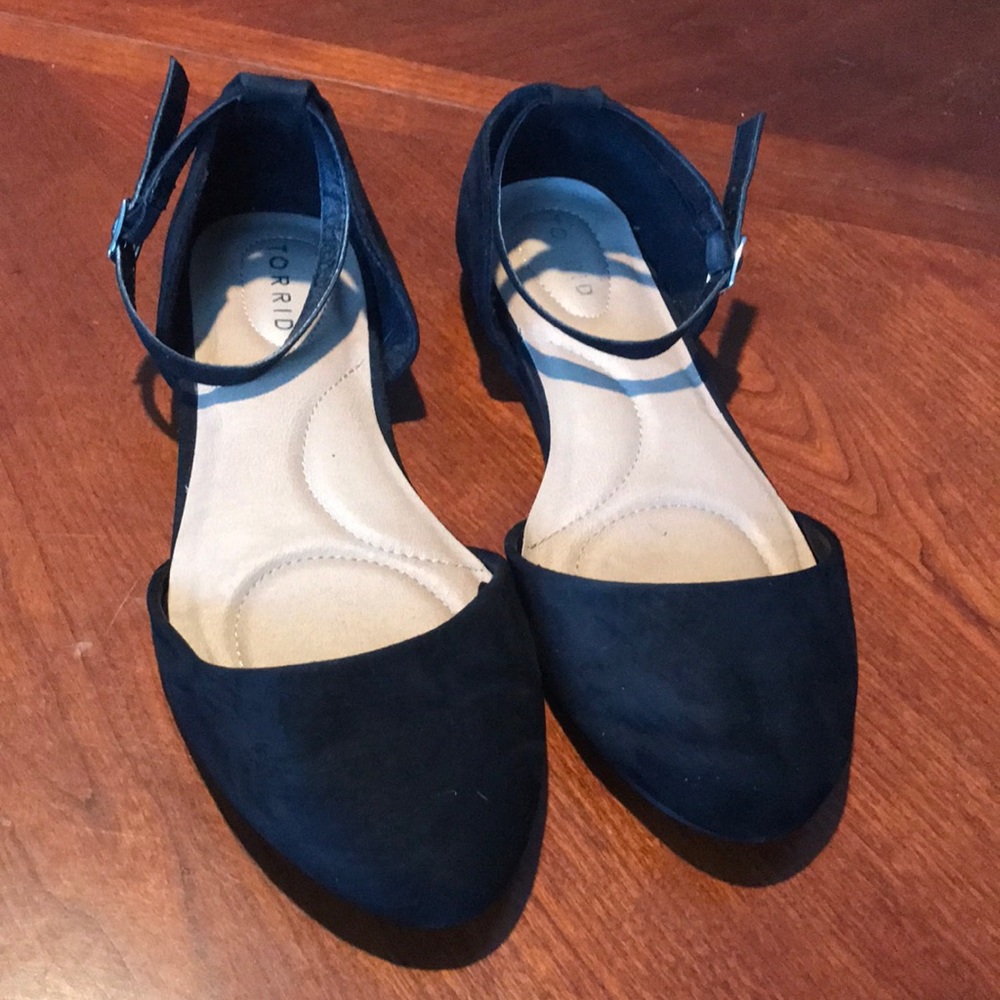 Torrid black flats shoes size 10W